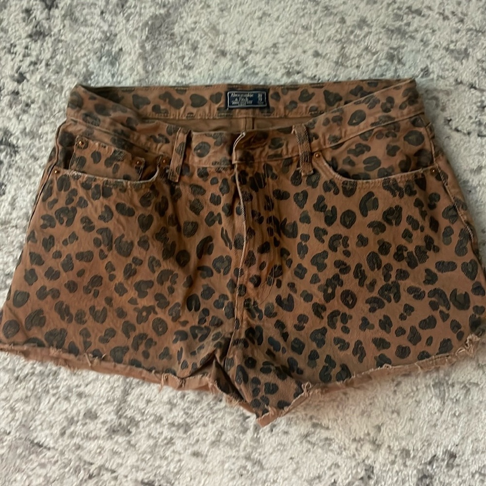 Abercrombie & Fitch Annie High Rise - Leopard Print
